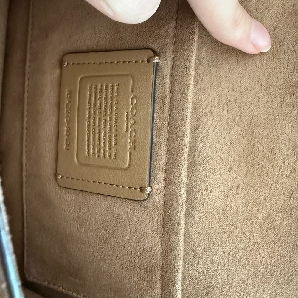 Coach klare crossbody Beige/Khaki Signature Chain in signature canvas - Picture 5 of 8